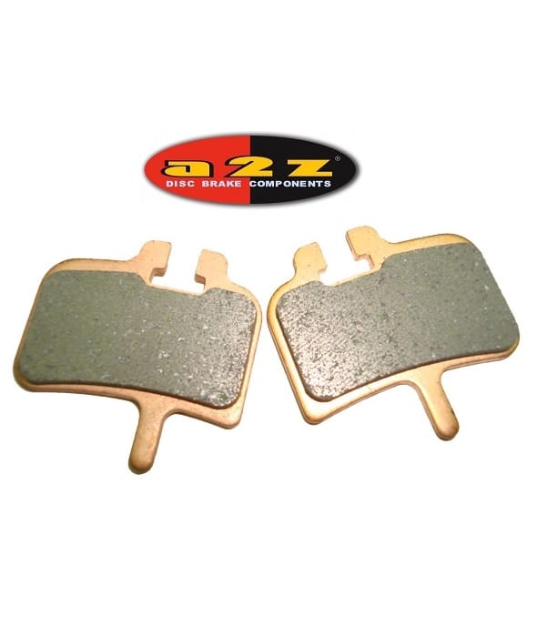 A2Z-200S.jpg Två metalliska skivbromsbelägg är placerade sida vid sida under en röd, gul och svart A2Z Disc Brake Components-logotyp på en vit bakgrund.