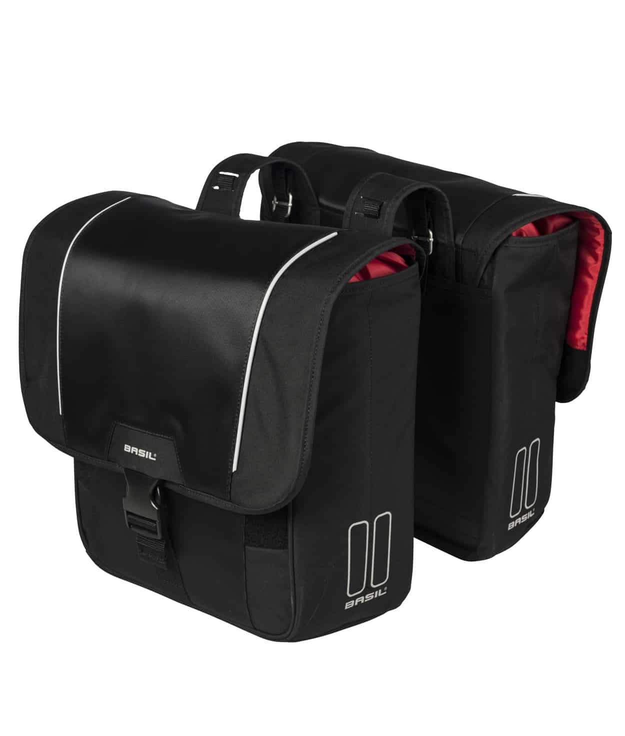 Basil-Sport-Design-32L-1.jpg Två svarta cykelväskor med reflexband och spännen på framsidan, med varumärket "Basil" på varje väska. Det invändiga fodret är rött. Väskorna är placerade sida vid sida.