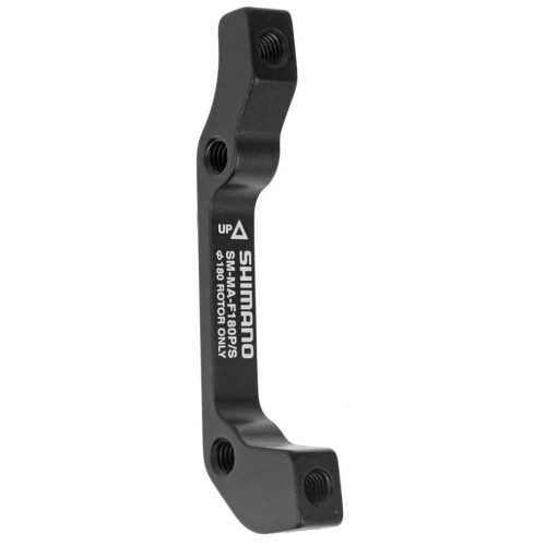 En svart Shimano SM-MA-F180P/S skivbromsadapter med vit märkning, som visar gängade hål för montering och en pil som anger riktningen "UP" för endast en 180 mm rotor.