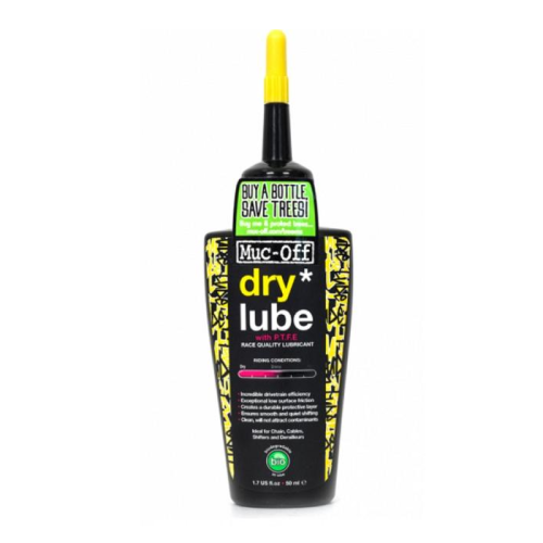 En svartgul flaska med Muc-Off torrglidmedel med ett spetsigt munstycke och texten "Buy a bottle, save trees!" och "Race quality lubricant" på framsidans etikett.
