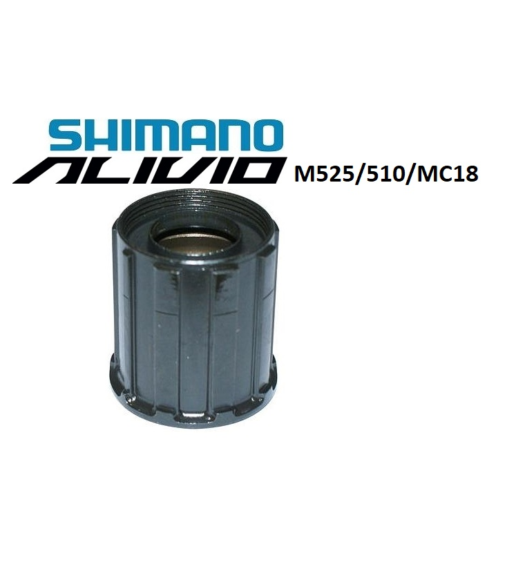 shimano-body-till-deore.png En Shimano Alivio frihjulskropp, modell M525/510/MC18, med cylindrisk metallform och räfflade sidor. Shimano Alivio-logotypen visas ovanför komponenten i blå och svart text.