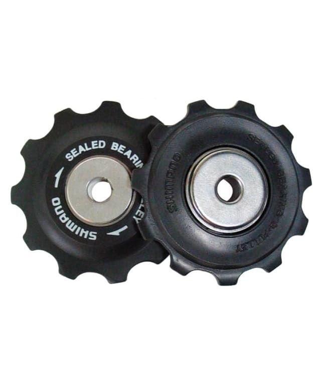 105-rulltrissor-for-RD-5800.jpg Två Shimano 105 rulltrissor för RD-5800 11-växlad bakväxel visas i närbild. De har en mörk färg och metalliska nav. Bra skärpa och ljus.