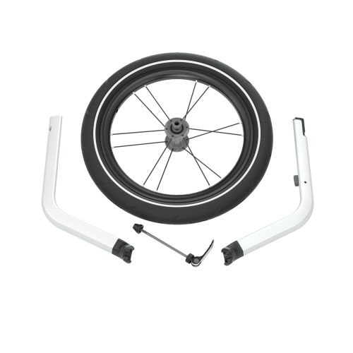 En detaljerad bild av ett Thule Chariot joggingkit med ett hjul, två vita armar och en snabbkoppling. Belysningen är jämn, vilket framhäver produktens detaljer och design mot en svart bakgrund.