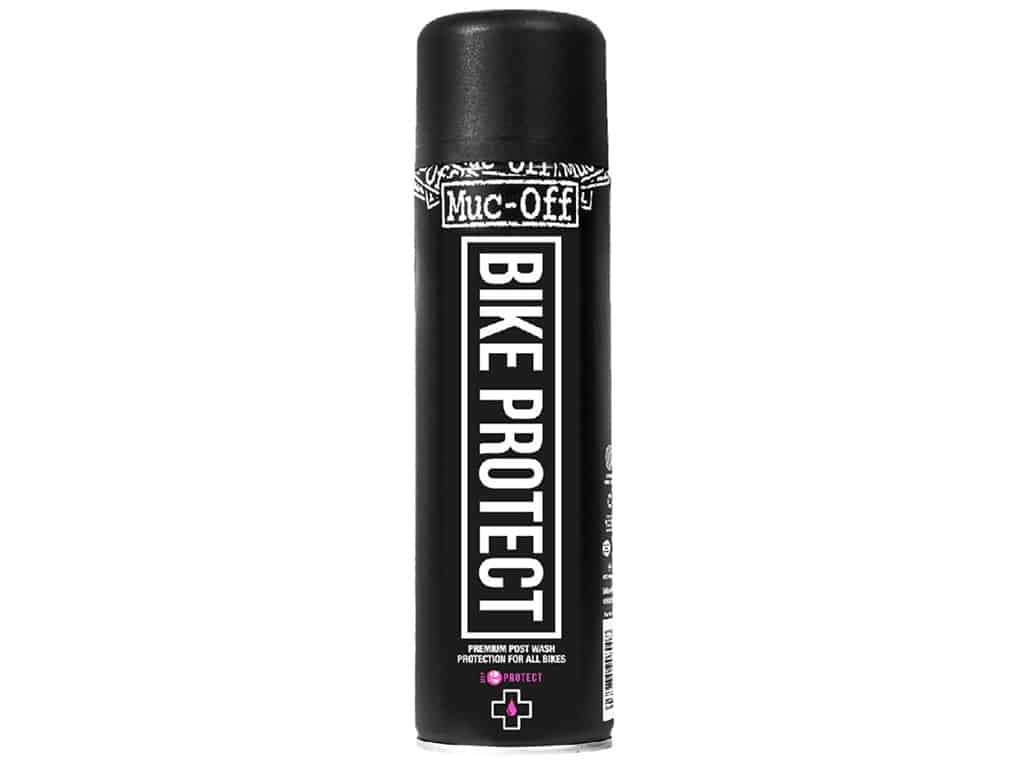 909-s.jpg En flaska Muc-Off Bike Protect lackskydd, 500 ml, mot en vit bakgrund. Flaskan är svart med vit texten "BIKE PROTECT" och Muc-Off logotypen.