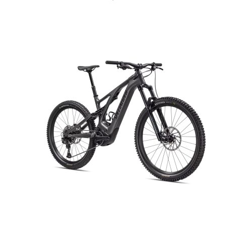 Svart Specialized Levo Carbon el-mountainbike med 29/27,5" hjul i en ljus studio. Detaljerad bild av däck, ram och fjädring.