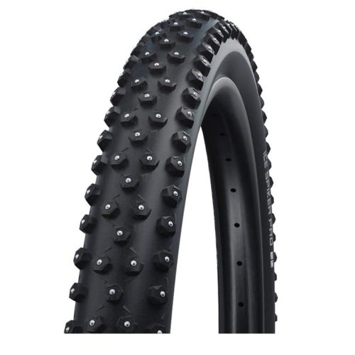 Närbild av ett Schwalbe Ice Spiker Pro 29 x 2.25" dubbdäck