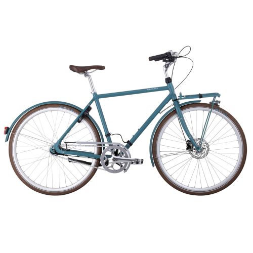 En blågrön stadscykel med brun sadel och bruna handtag på styret, fram- och bakskärmar samt pakethållare. Cykeln har skivbromsar, flera växlar och silverfärgade fälgar.