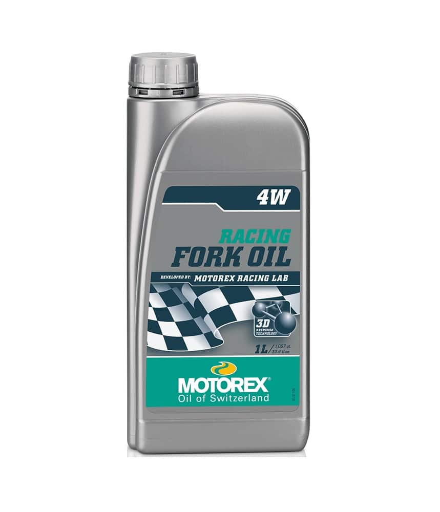 Motorex-gaffelolja-1liter-4w.jpg En liter grå flaska Motorex gaffelolja 4W, etiketten har rutig flagga och texten "Racing Fork Oil". Intensiv belysning framhäver produktens detaljer och kvalitetskänsla.