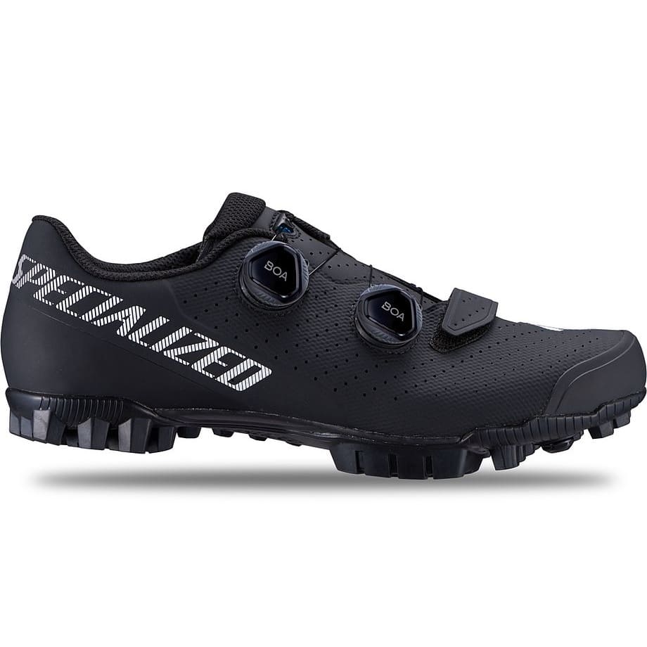 Recon3_0.jpg MTB-skon Specialized Recon 3.0 i svart har en robust slitbanesula