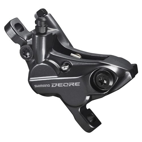 Ett grått Shimano Deore BR-M6120 skivbromsok fotograferat i en studio. Bromsoken är skarpt och detaljrikt återgivet, med tydlig text "SHIMANO DEORE". Belysningen är jämn och framhäver produktens form.