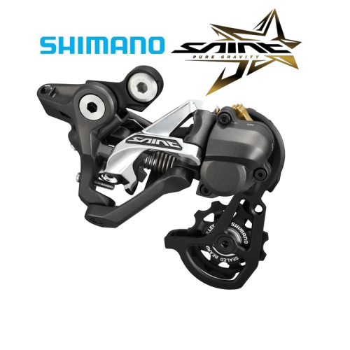 Detaljerad bild av en Shimano Saint RD-M820 Shadow+ bakväxel
