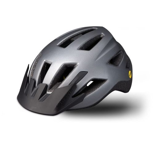 Hjälm Specialized Shuffle Child Led-hjälmen i mattgrått har svarta ventilationsöppningar, svart visir och en gul cirkelformad logotyp på sidan, sedd från en vinkel.