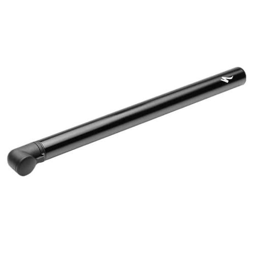 En slank, svart Specialized Airtool Road cykelpump avsedd för racercyklar, elegant placerad mot en ljus bakgrund. Den minimalistiska designen framhävs av subtila skuggor och en matt finish.