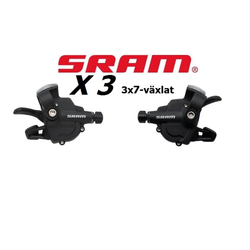 Två svarta Sram X3 Trigger växelreglage för cykel, med röd logotyp och "3x7-växlat" text. Skarpt fokus och bra ljus framhäver detaljerna i konstruktionen.