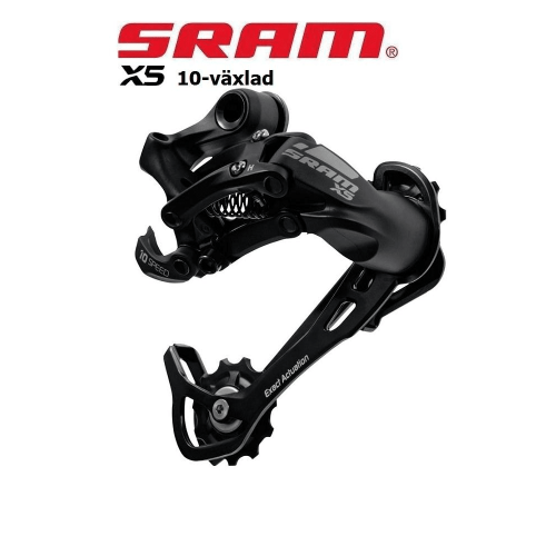 Svart Sram X5 10-växlad bakväxel visas i detalj, med skarp belysning framhävande mekaniska komponenter. Märke och specifikationer framträder tydligt i fokus.