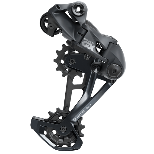 Detaljerad bild av en svart Sram GX Eagle 12-växlad bakväxel. Fokuserad belysning framhäver den precisa tekniken och "Eagle Technology"-märkningen, mot en ren, vit bakgrund.