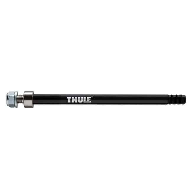 Thule-Thru-Axel-M12-10.jpg En Thule Thru Axle Syntace (M12 x 1,0), 169-184 mm adapter för Syntace 12 mm bakaxlar, i svart med gängad ände, bricka och mutter, visas på en vit bakgrund.