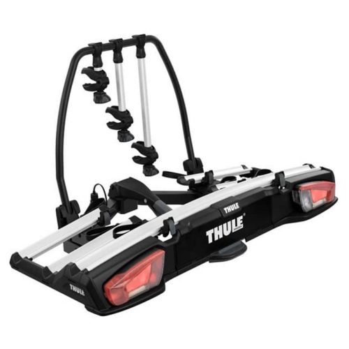 Cykelhållare Thule VeloSpace XT 3 är en svart och silverfärgad cykelhållare för fordonskopplingar, med justerbara armar och integrerade bakljus.