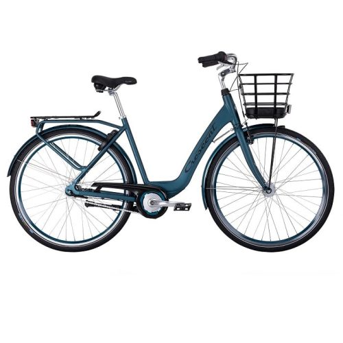 En elegant, turkos Crescent-cykel med korg fram och pakethållare bak. Bilden är tagen i studioljus med fokus på detaljer och cykelns klassiska design.