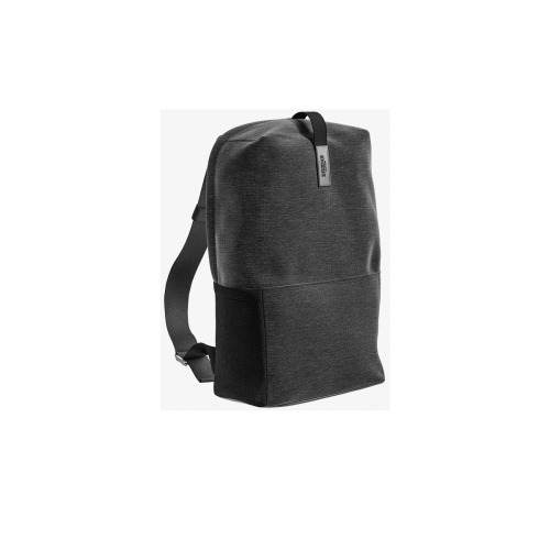 Ryggsäck Brooks Dalston Tex Nylon svart 20 liter är en mörkgrå ryggsäck med minimalistisk design, framficka, enkelt topphandtag och justerbara axelremmar.
