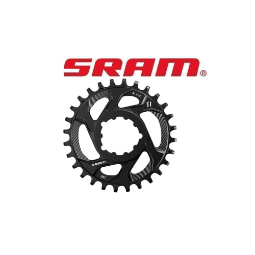 Ett svart drev från SRAM, X-Sync Boost, visas framför en vit bakgrund. SRAM-logotypen syns ovanför. Drivet har 28 tänder och är avsett för 11-växlade system. Belysningen är jämn och detaljerad.