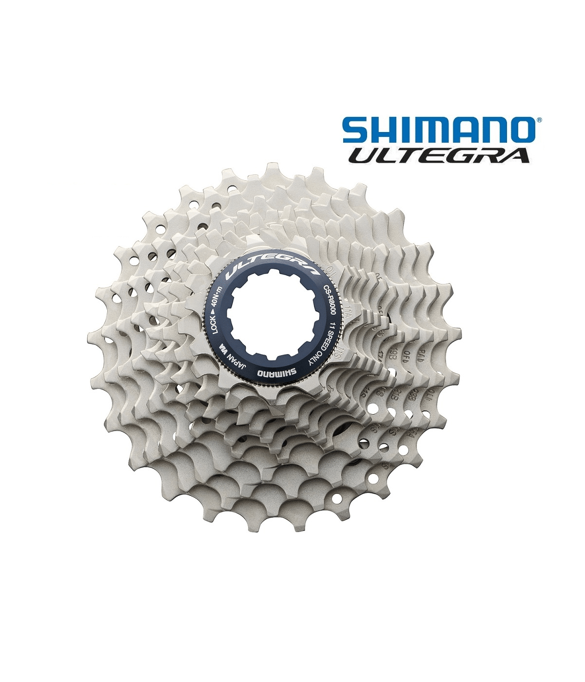 kassett-shimano-ultegra-cs-r8000.png Detaljerad bild av en Shimano Ultegra CS-R8000 11-växlad kassett. Kassetten är silverfärgad med blå detaljer. Marken är vit och bakgrunden är ljus.