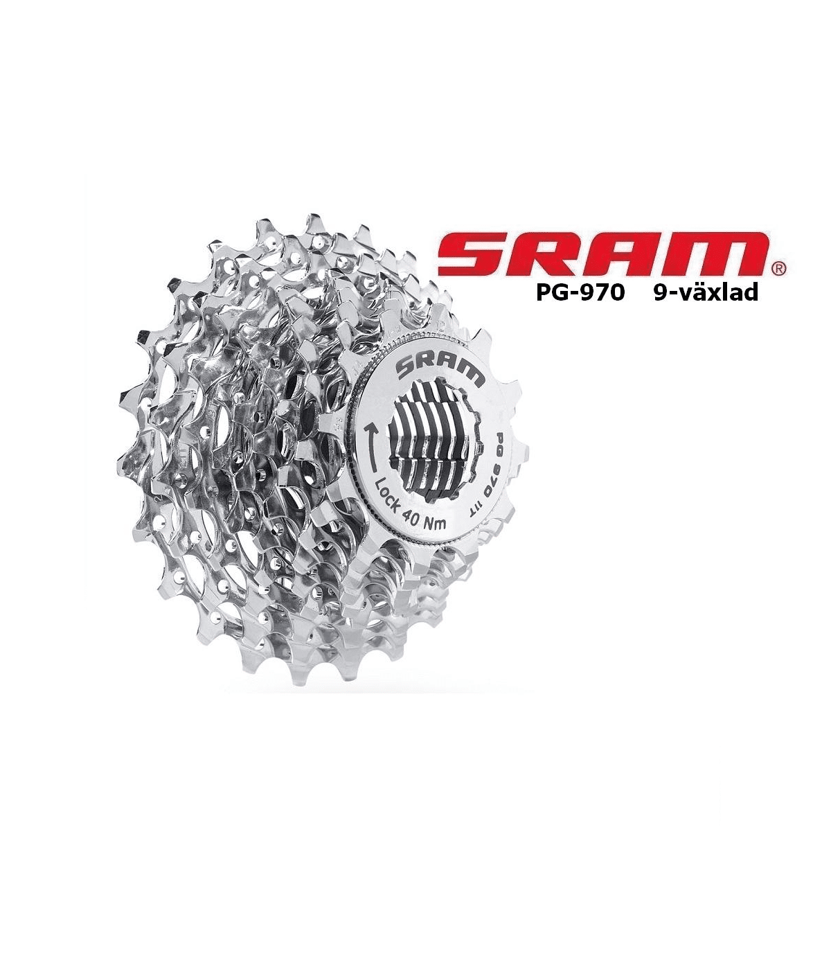 kassett-sram-pg-970-racer.png Detaljerad bild av en SRAM PG-970 9-växlad kassett. Silverfärgad med SRAM logotyp. Fin ljussättning framhäver kassetten mot en vit bakgrund.