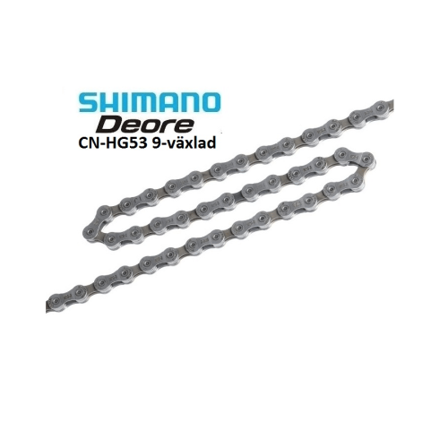 En detaljerad bild av en Shimano CN-HG53 9-delad kedja, presenterad på en ljus bakgrund. Kedjan snirklar sig diagonalt genom bilden, med "SHIMANO Deore CN-HG53 9-växlad" i det övre vänstra hörnet. Jämnt och starkt ljus framhäver kedjans metalliska textur.
