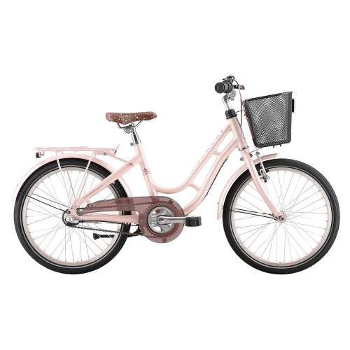 En ljusrosa genomgångscykel med brunt säte, stänkskärmar fram och bak, kedjeskydd, en svart korg fäst vid styret och ett lastställ bak. Cykeln visas i profil mot en vit bakgrund.