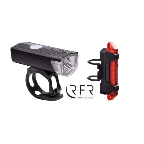 Belysningssetet RFR Power Lighting innehåller en svart främre cykellampa med genomskinlig lins och remfäste, bredvid en röd baklampa med clipsfäste. RFR-logotypen (Ready For Race) visas under båda lamporna.