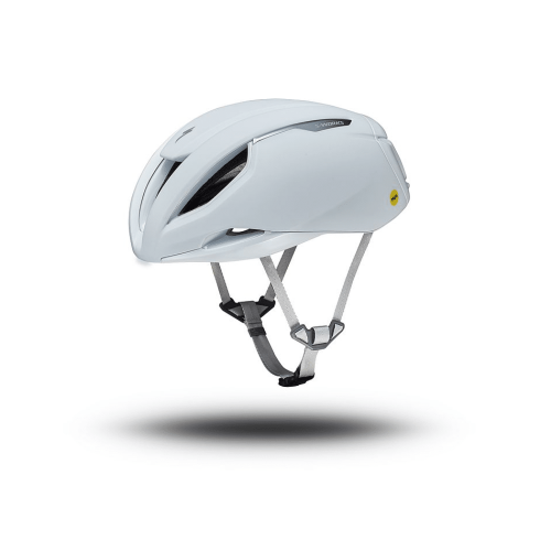 En vit Hjälm Specialized S-Works Evade 3, Mips cykelhjälm med ventilationsspringor och justerbara grå remmar visas mot en vit bakgrund med en skugga under.