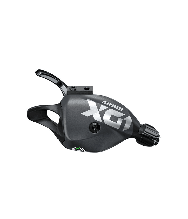 sram-x01-reglage-e-mtb.png Detaljerat växelreglage Sram X01 Eagle, i grå toner med silver text, isolerad mot vit bakgrund. Fokus på design och funktion, med mjuk belysning som framhäver formen.