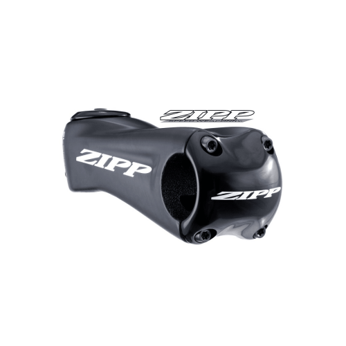 En svart Zipp SL Sprint Carbon styrstam visas, vinklad mot vänster. Blank yta och tydlig Zipp-logotyp. Skarpt fokus med professionell produktfotobelysning.