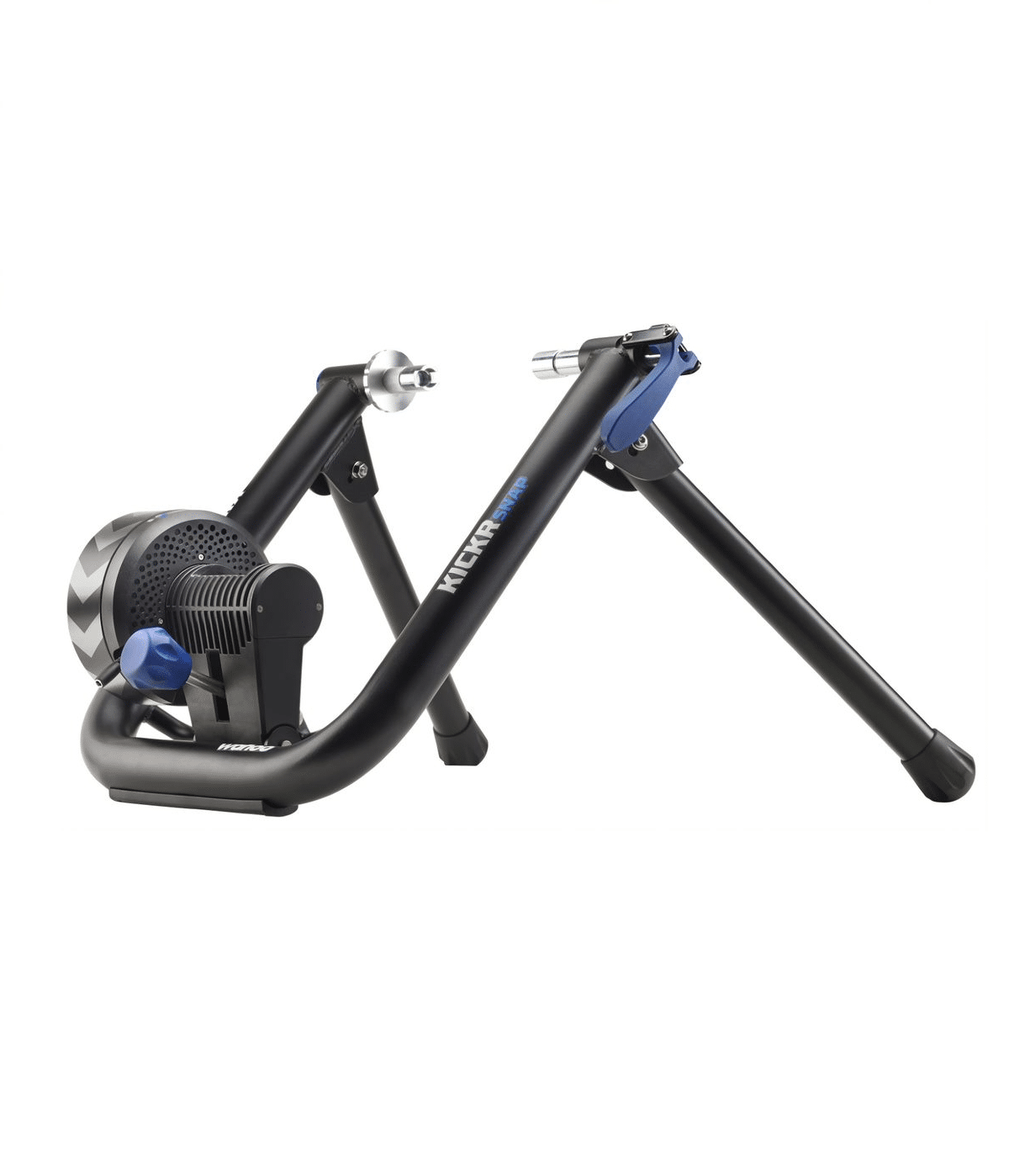 wahoo-kickr-snap-1.png Wahoo Kickr Snap cykeltrainer i svart med blå detaljer, placerad mot en vit bakgrund. Belysningen är jämn, vilket framhäver produktens detaljer och design.