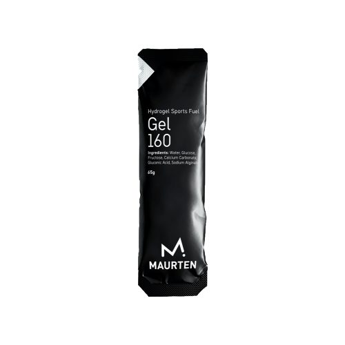 En svart Maurten Gel 160 energigel för sport. Klar belysning framhäver den matta förpackningen och den tydliga texten om innehåll och varumärke.