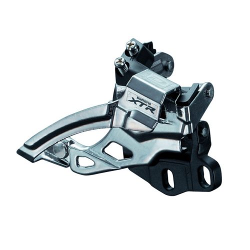 En detaljerad bild av en Shimano XTR FD-M985 framväxel. Metallisk glans under stark belysning, visar den mekaniska precisionen och designen för 2x10-växlad cykeldrift.
