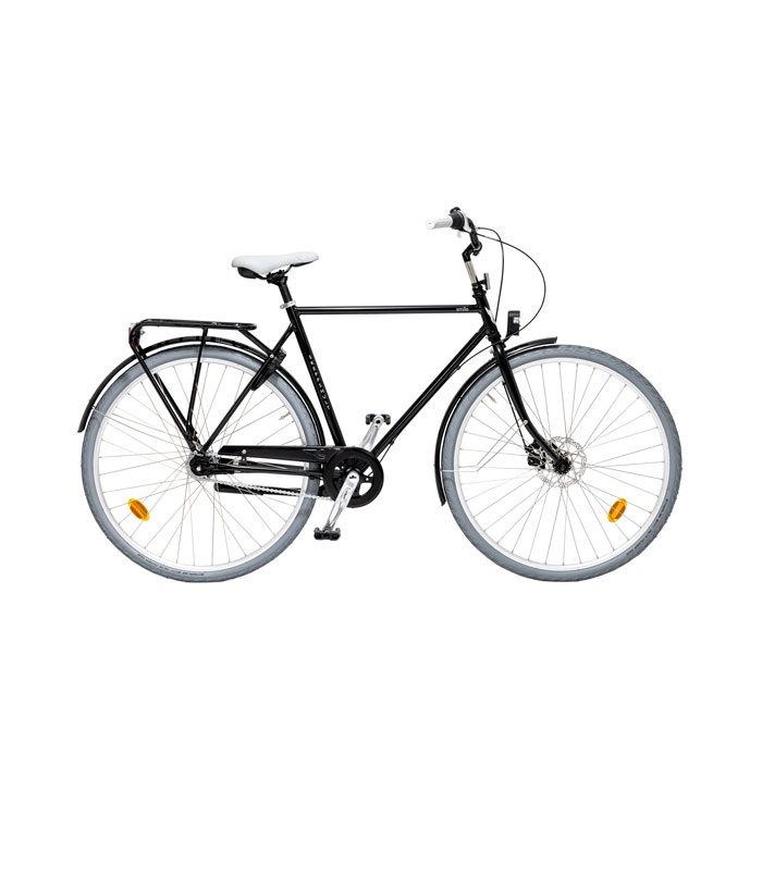 smlie-7-herr.jpg En svart herrcykel, Skeppshult Smile 7, visas i detalj. Den har en vit sadel och gråa däck. Stilen är klassisk och elegant, med god belysning som framhäver detaljerna.