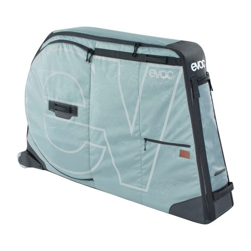 Cykelfraktväska Evoc Bike Bag 2.0 i mjuk svart/grå design. Väskan har ett stort EVOC-logotyp på sidan, dragkedjor och hjul för enkel transport, belyst i studioljus.