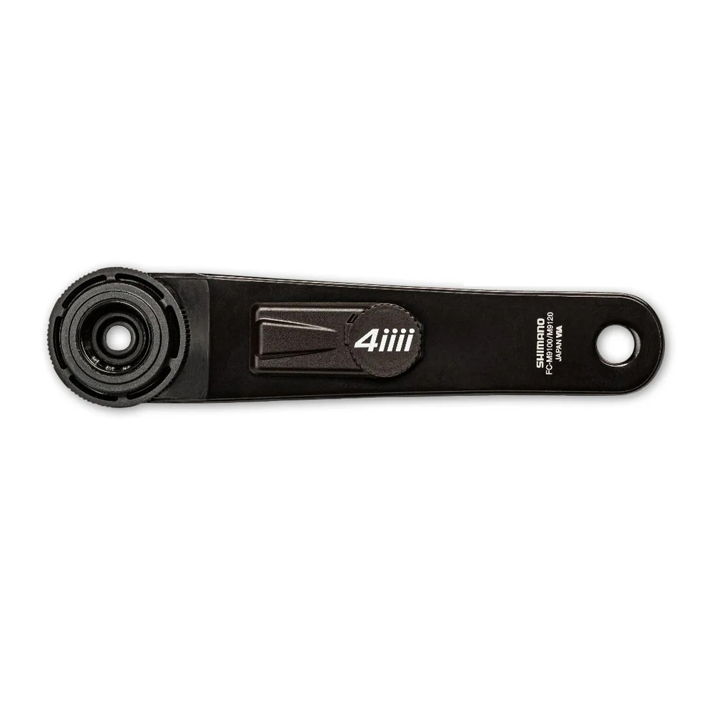 Wattmeter 4iiii Shimano XTR M9100 Singel Side 3+ En svart 4iiii wattmätare för Shimano Dura Ace R9200, liggande på en vit bakgrund. Starkt ljus framhäver detaljerna i konstruktionen och logotypen.