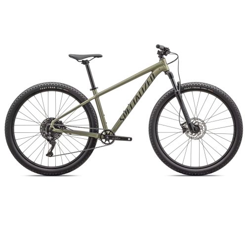En olivgrön Specialized Rockhopper Comp 29" mountainbike i detaljrik närbild