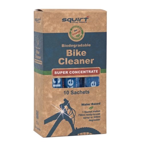 Förpackning med Squirt Bike Cleaner superkoncentrat, framhävd med välkomnande naturligt ljus, som visar en biologiskt nedbrytbar cykelrengöringslösning i 10 individuella doser.