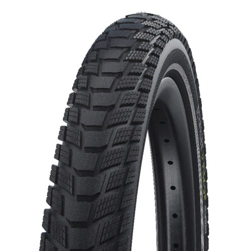 Ett svart Schwalbe Pick-Up cykeldäck i 20-tums storlek