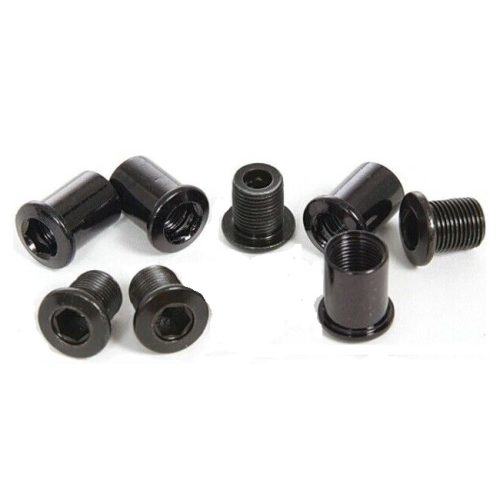 Närbild på åtta svarta drevbultar för SRAM 4-arm MTB singelklinga och Bash Guard, exponerade mot en vit bakgrund under stark belysning.