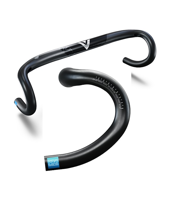 Pro-Vibe-Superlight-0579-racer-styre PRO Vibe Aero Superlight kolfiberstyre för landsvägscykel i svart, sett i två vinklar.
