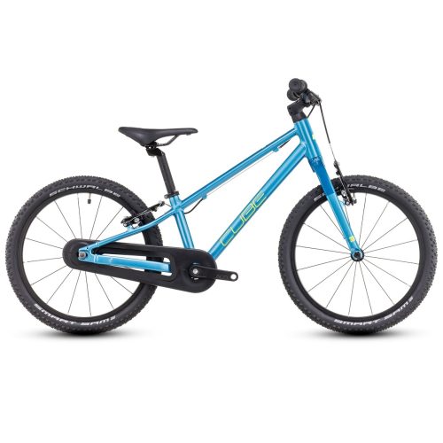 Blå Cube Numove 180 barncykel med svarta däck och sadel på vit bakgrund.