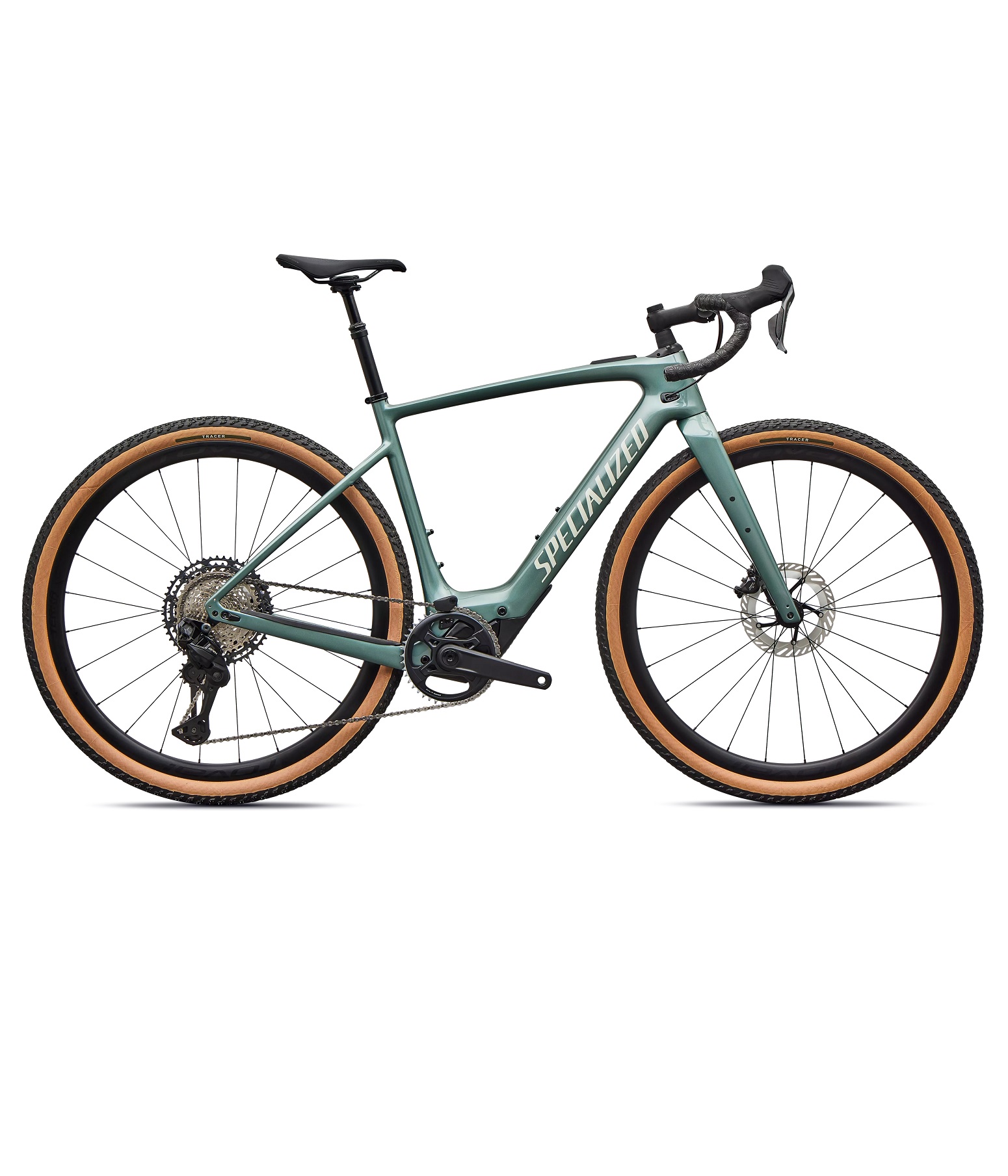 CREO-SL-EXPERT-CARBON-FJDMET-BRCH Specialized Turbo Creo SL 2 Expert kolfiber elcykel visas i profil mot en vit bakgrund. Däcken har en distinkt brun färgton som kontrasterar mot den matta grönblå ramen. Bra ljus framhäver detaljerna.