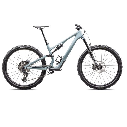 En fullfjädrad MTB 29" Specialized Stumpjumper 15 Comp Alu 1x12s i blått eller svart