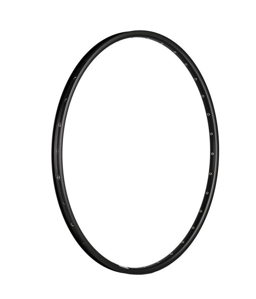 ryde-rival-21 Svart Ryde Rival 21 fälg, 21c-622 mm med 36 hål, presenterad i studiobelysning. Detaljerad bild som framhäver fälgens profil och hålmönster. Används på sidan 'Fälg Ryde Rival 21'.