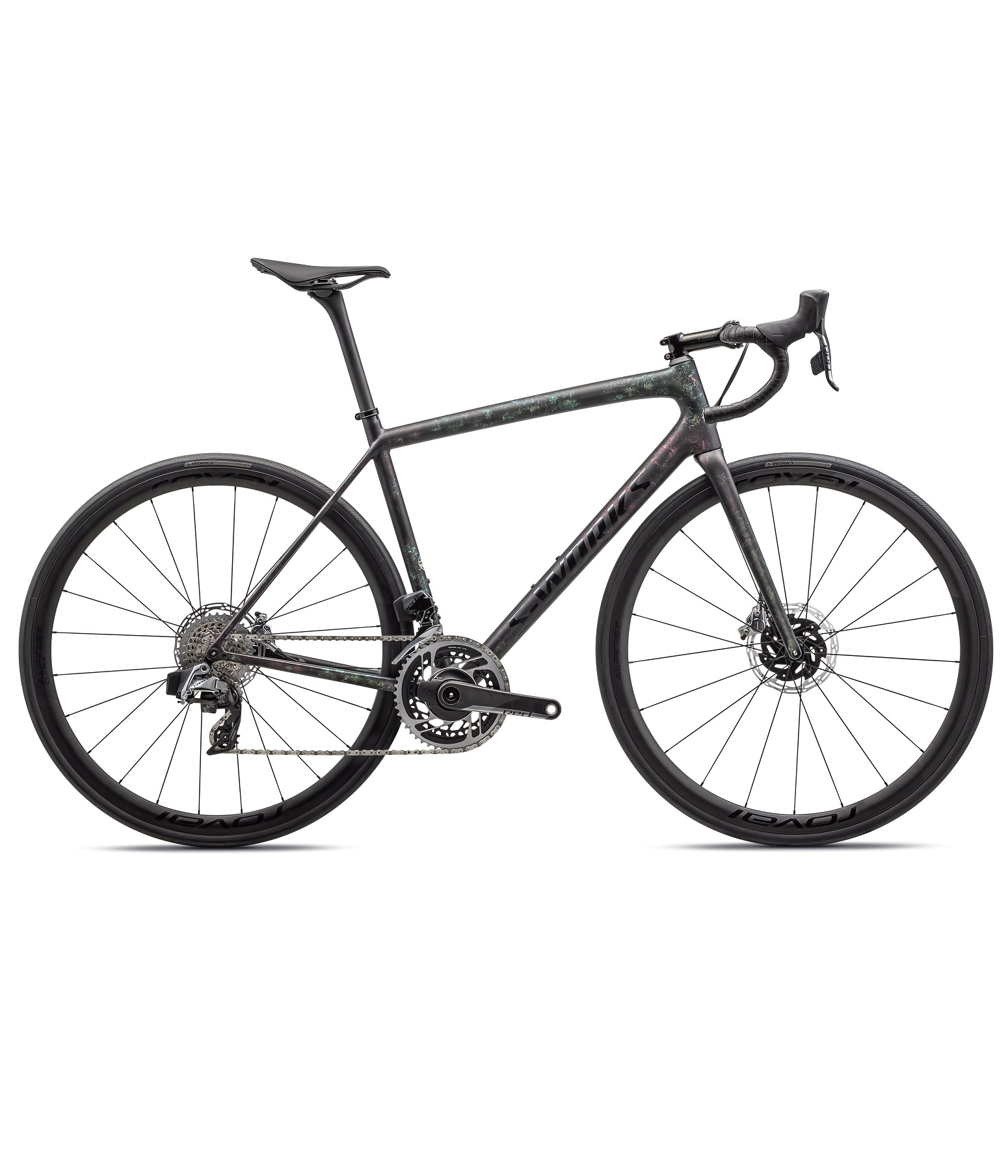 AETHOS-SW-ETAP-OBSD-ABLN-OBSD En Racer S-Works Aethos Sram Red AXS, 2x12s svart landsvägscykel med droppstyre, skivbromsar, tunna däck och en lätt svart ram visas i profil mot en vit bakgrund.
