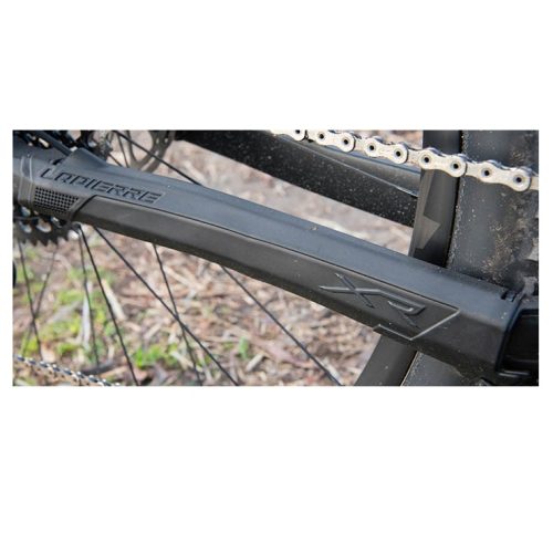 En närbild av Kedjestags skydd Lapierre XR, ett skyddande tillbehör för din cykelkedja.
